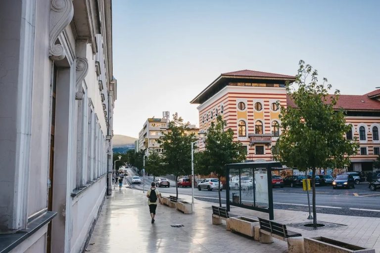 Mostar: U jučerašnjoj nesreći vozač skutera zadobio teške povrede