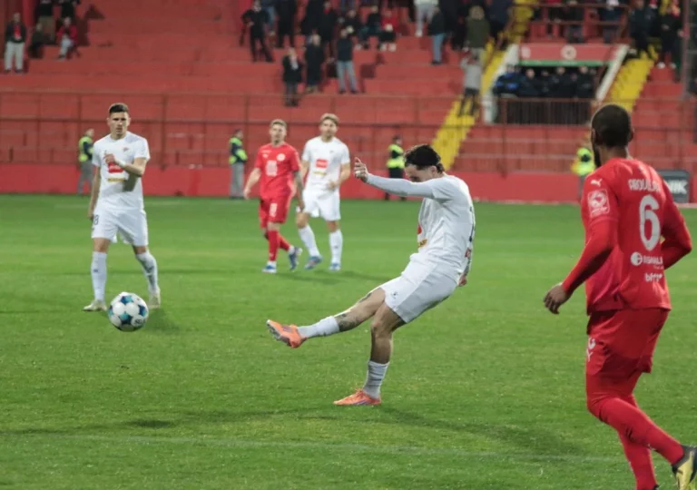 Derbi koji to nije: Pobjeda Borca protiv Veleža u sjeni skandiranja Ratku Mladiću