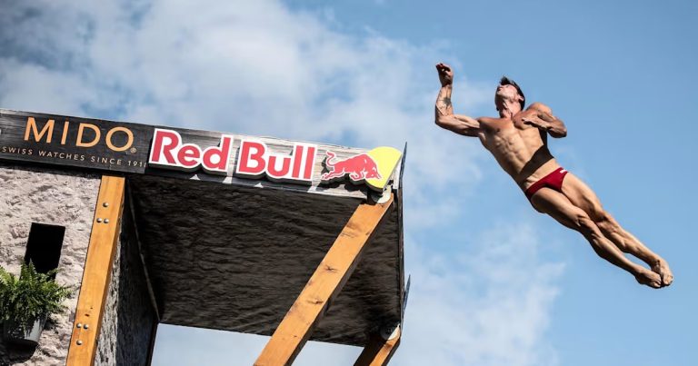 Constantin Popovici i Rhiannan Iffland pobjednici Red Bull Cliff Divinga u Mostaru