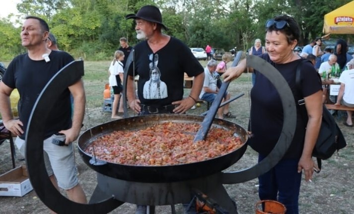 Trebižat mirisao na domaću kuhinju: Treća “Satarašijada” okupila ekipe i posjetitelje iz cijele Hercegovine