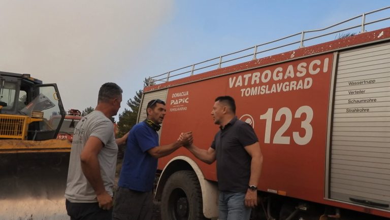 Zdenko Lučić posjetio hrabre vatrogasce na Ljubuši: Borba s vatrenom stihijom dugom 50 kilometara