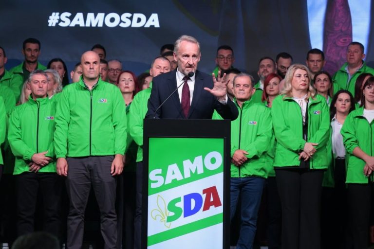 Izetbegović u Mostaru: „Bošnjaci su poniženi u ovoj zemlji. Dosta je toga!“