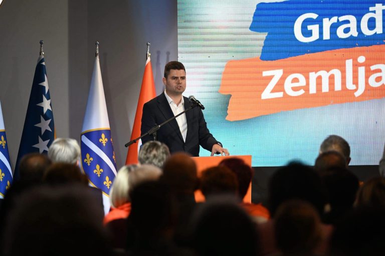 Arman Zalihić: “Koliko danas (ne)vrijedi minimalna plaća građani se uvjere na kasama marketa i benzinskih pumpi”