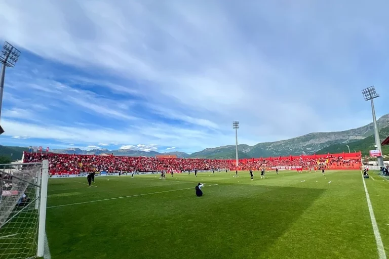 Vlada FBiH izdvojila po 1,5 miliona KM za stadione “Rođeni” i “Pod Bijelim brijegom” u Mostaru