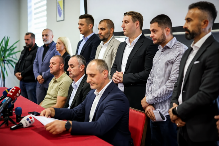 Klub Bošnjaka traži odgovornost uprave „Komunalnog“: „Očekujemo povratak otpuštenih radnika“