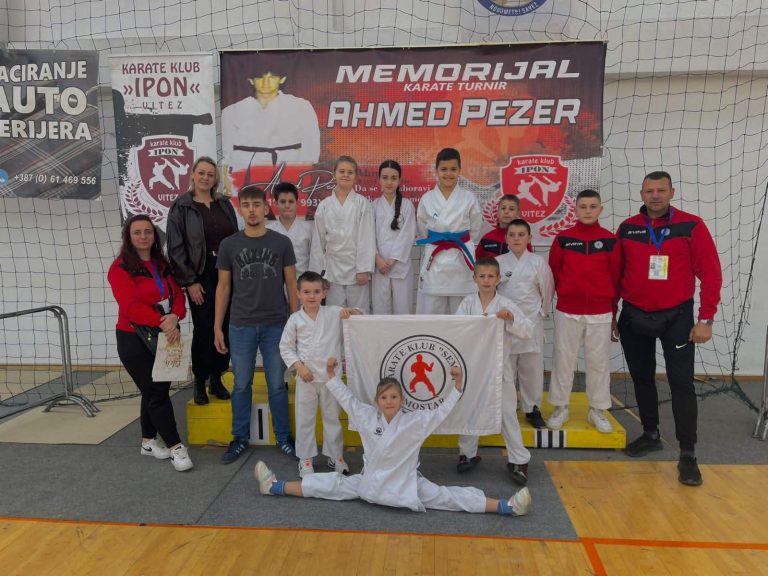 Karate klub Semih briljirao u Vitezu: Osvojeno sedam medalja, od toga pet zlatnih
