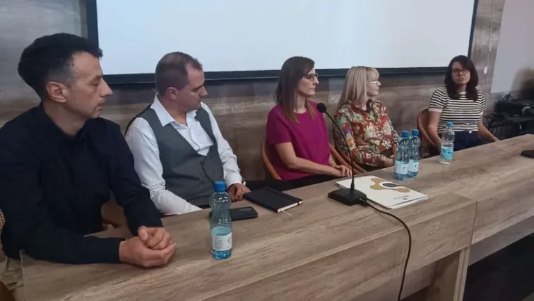 Seminar o autizmu u Mostaru: Rano prepoznavanje i saradnja s roditeljima ključni za podršku