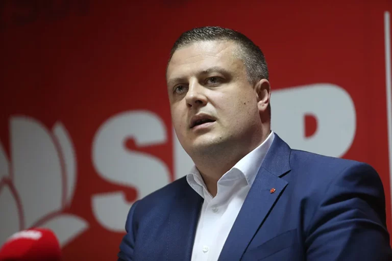 Vojin Mijatović više ne smije obavljati dužnost ministra: Vrhovni sud FBiH mu odredio mjere zabrane
