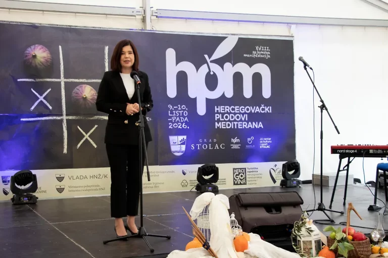 Buhač na otvaranju stolačkog sajma: “Neka nas ovi sajamski dani ispune radošću zajedništva i mirisom nekih davnih vremena”